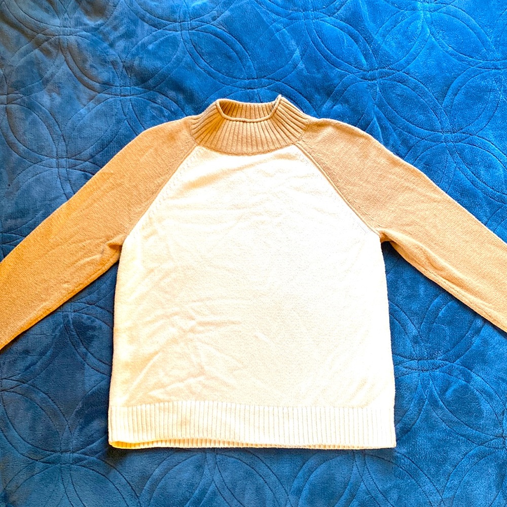 Banana Republic Two tone camel and ivory mock neck sweater